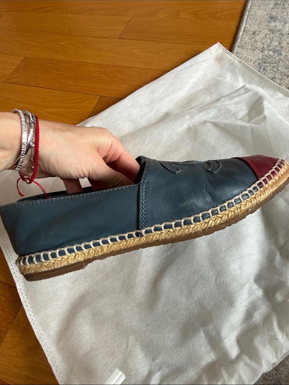 Chanel Two-Tone Leather Espadrille Flats in Navy and Burgundy Size 6.5 - Picture 3 of 9